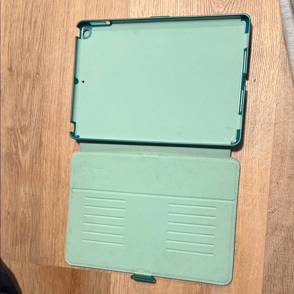 Speck Teal Tablet Cover